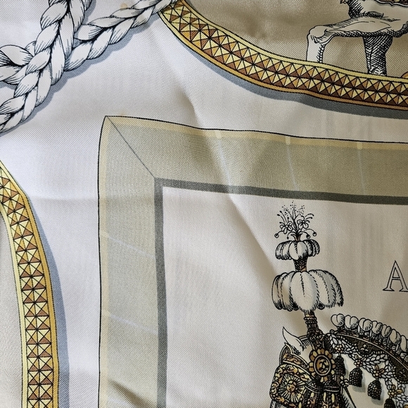 Hermès Paris Vintage Grand Apparat Silk Scarf 90 in Cream and Brown - Picture 8 of 16